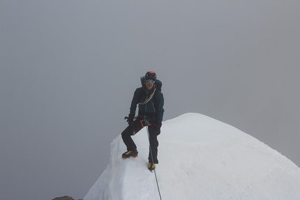 Peutérey Integral, Mont Blanc - Peutérey Integral Mont Blanc: Jorg Verhoeven on the ridge