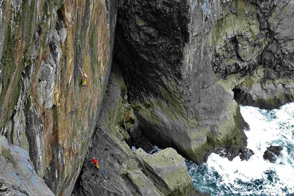 Arrampicata trad in Galles: ripetizioni di rilievo di James McHaffie, Angus Kille, Emma Twyford, Gérome Pouvreau, Florence Pinet