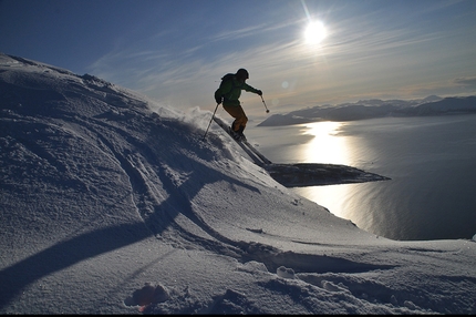 Sport Safety Days - Sport Safety Days: La gestione del rischio nelle aree sciabili. Sci alpinisti sulle piste e free riders fuori pista: un confronto oltre i divieti