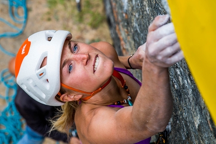 Federica Mingolla and Marcello Bombardi win the rock climbing competition at Valgrisenche