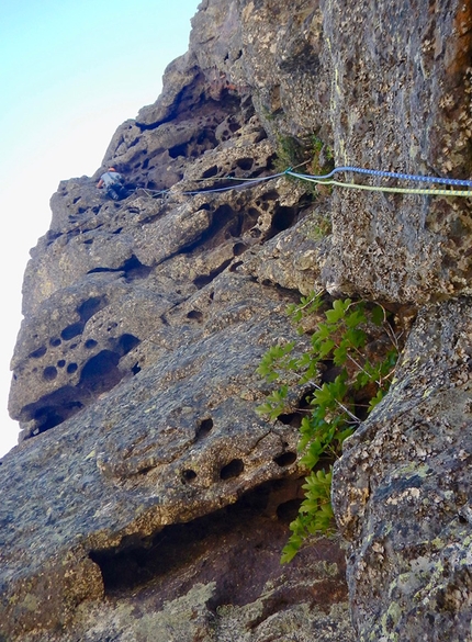 Brébis et Chevre, via di arrampicata nell'Alta Corsica di Dal Maso e Segantin