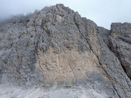 Nuvole Bianche, Sas dla Porta, Odle, Dolomiti, Aaron Moroder, Matteo Vinatzer - Il tracciato di Nuvole Bianche, Sas dla Porta, Odle (Aaron Moroder, Matteo Vinatzer)