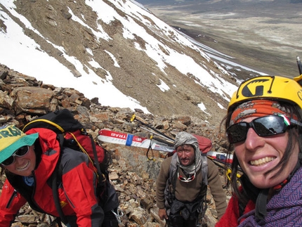 Afghanistan 2010 - Wakhan - Salendo sul Donne Peak 4.800m, Suzy Medge, Afyat,  Anna Torretta