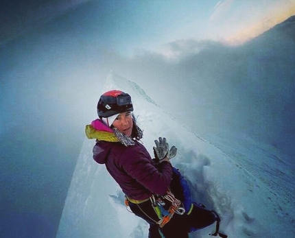 Liv Sansoz, Alpine four-thousanders - Liv Sansoz on the Bionnassay ridge, Aiguille de Bionnassay (4052m)