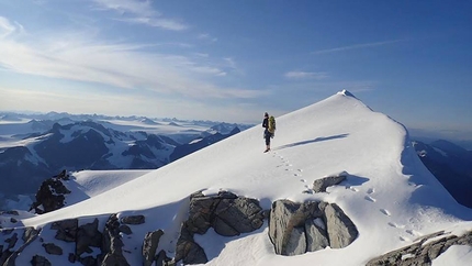 Devils Paw Alaska, Brette Harrington, Gabe Hayden - Gabe Hayden on the summit of Devil's Paw, Alaska after having made the first ascent of the West Face with Brette Harrington(09/2018)