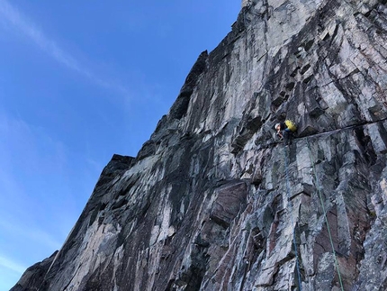 Devil's Paw in Alaska: Brette Harrington e Gabe Hayden salgono la parete ovest