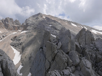 Gran Sasso, Corno Piccolo, Chiaraviglio - Berthelet, Alberto Sciamplicotti - In arrampicata sulla Chiaraviglio-Berthelet, Corno Piccolo, Gran Sasso d'Italia