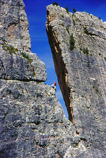 Cinque Torri Dolomiti - In arrampicata Cinque Torri in Dolomiti: Torre Lusy, via Lusy-Pompanin