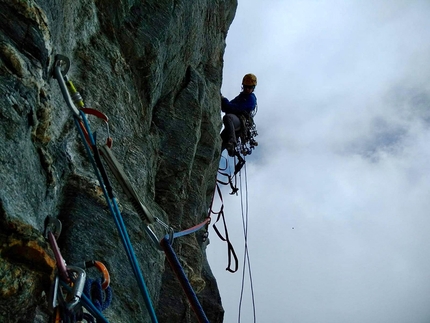 Matterhorn, François Cazzanelli - Matterhorn: making the first ascent of Diretta allo Scudo (François Cazzanelli, Roberto Ferraris, Francesco Ratti, Emrik Favre, Marco Farina)