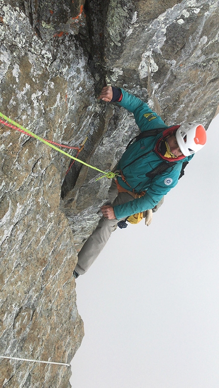 Matterhorn, François Cazzanelli - Matterhorn: making the first ascent of Diretta allo Scudo (François Cazzanelli, Roberto Ferraris, Francesco Ratti, Emrik Favre, Marco Farina)