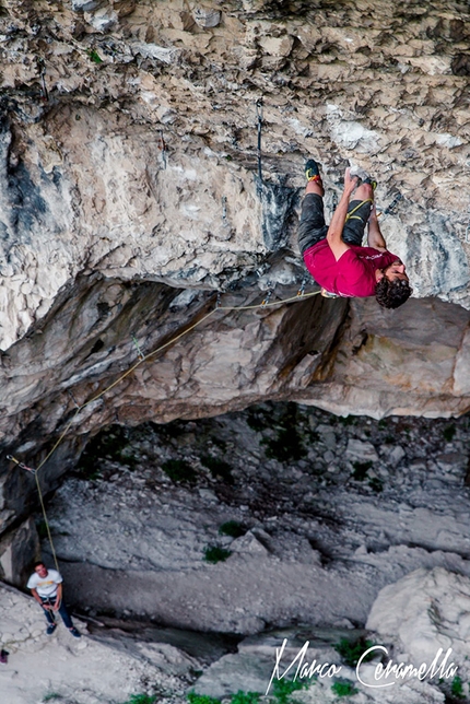 Massone Arco, Rocco Micheletto - Rocco Micheletto su Thunder Ribes 9a a Massone, Arco