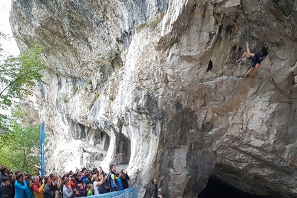 Champions Challenge Arco, Adam Ondra, Stefano Ghisolfi - Adam Ondra belayed by Stefano Ghisolfi at the Champions Challenge 2017 at Massone, Arco