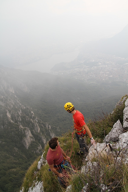 Corni di Canzo, Luca Schiera, Davide Pontiggia - Corno Orientale di Canzo: Luca Schiera e Davide Pontiggia su Geotecnica