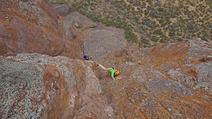 Patagonia Piedra Parada, Luca Giupponi, Rolando Larcher, Nicola Sartori - Piedra Parada Patagonia:  Nicola Sartori sul quarto tiro di Muy Solida!