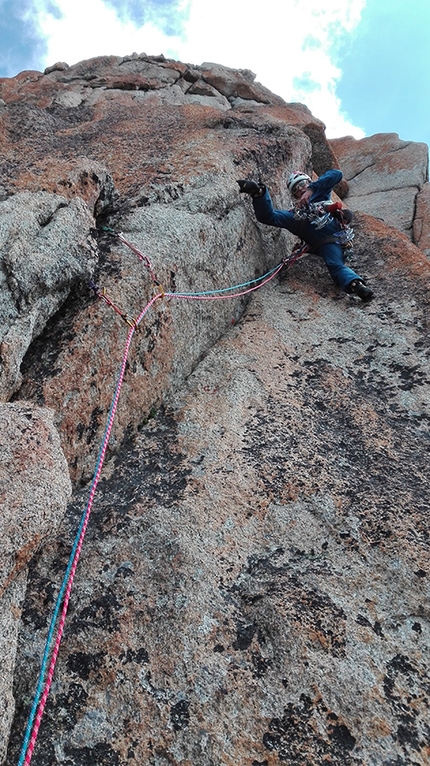 Monte Bianco, Aiguille d'Argentière, Ondrej Húserka, Ján Smoleň - Aiguille d'Argentière Monte Bianco: sul Contreforts Charlet-Straton Ondrej Húserka e Ján Smoleň aprono Crystal route