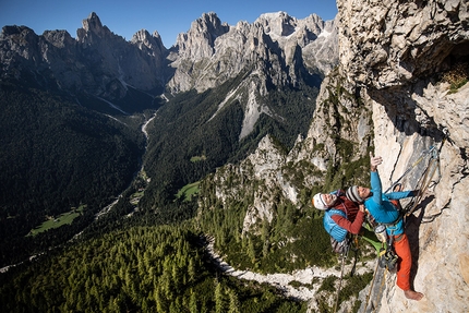 Pale di San Martino, Val Canali, Dolomites, Manolo, Narci Simion - Manolo and Narci Simion observing the last pitch of their Via Bebe Forever up Tacca Bianca in Val Canali (Pale di San Martino, Dolomites)