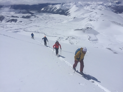 Cile scialpinismo vulcani - Cile scialpinismo: la salita