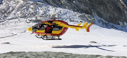 Crevasse fall on Toula Glacier: mountain guide Ezio Marlier reports