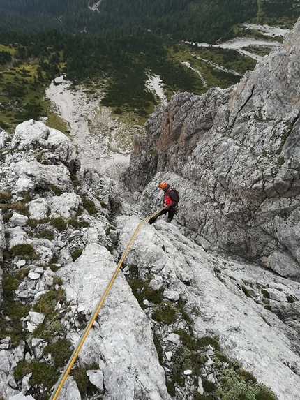Marmarole, Dolomiti, arrampicata, Ruggero Corà, Diego Trevisan  - Monte Ciareido Ovest: in discesa da Il Sogno di Rino