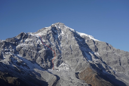 Ortler, Daniel Ladurner, Hannes Lemayr, Aaron Durogati - Ortler NE Face and the route line climbed by Aaron Durogati, Daniel Ladurner and Hannes Lemayr on 18/10/2018