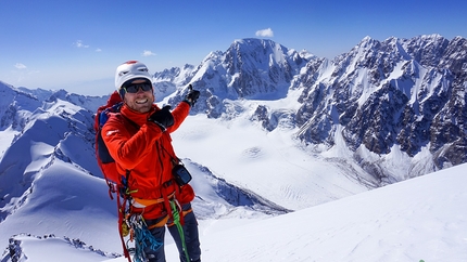 Kyrgyzstan Djangart Range, Line van den Berg, Wout Martens - Pik Alexandra North Face: Wout Martens from Pik Ronald Naar