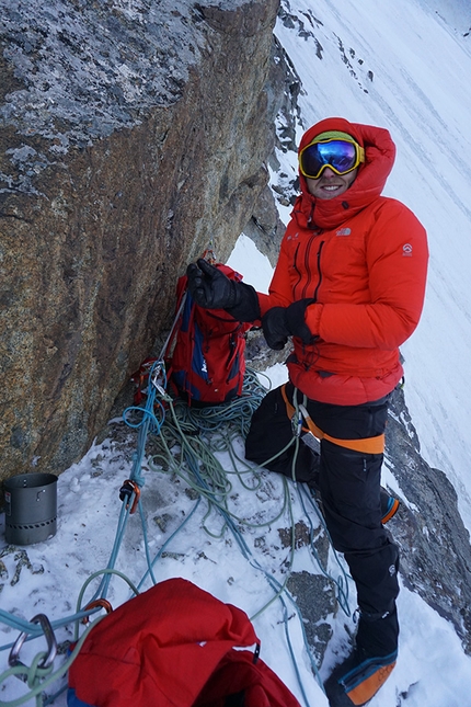 Kyrgyzstan Djangart Range, Line van den Berg, Wout Martens - Pik Alexandra North Face: Wout Martens at the bivouac spot in the morning