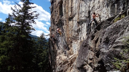 Crap della Tureglia - Crap de Tureglia: prime arrampicate dopo la chiodatura