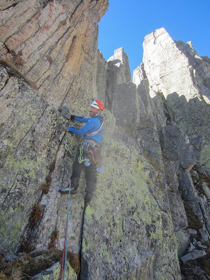 Pizzo Gallina, nuova via d’arrampicata in Val Bedretto, Ticino, Svizzera