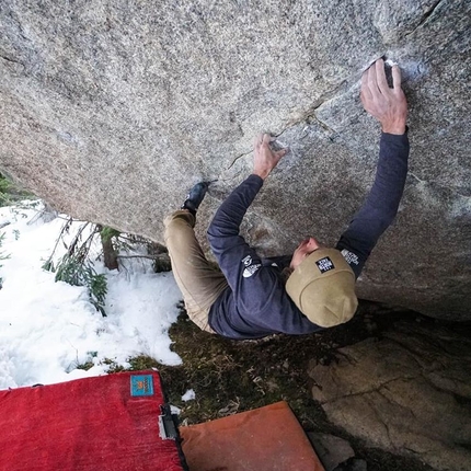 Daniel Woods resolves his Box Therapy 8C+ in Rocky Mountains