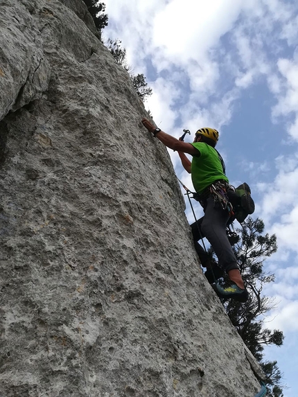 Sardegna arrampicata - Sardegna arrampicata: Monte Irveri, 25° al Pilastro Giando (Ivan Moscardi, Luca Ducoli, Vanna Scalvinoni)