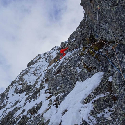 Prijakt, Simon Gietl, Vittorio Messini, Sintflut - Simon Gietl making the first ascent of Sintflut up Mt Prijakt in Austria with Vittorio Messini on 08/11/2018