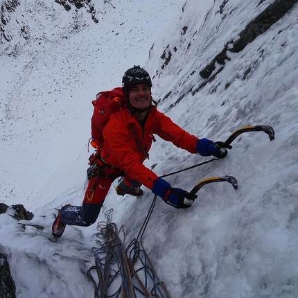 Prijakt, Simon Gietl, Vittorio Messini, Sintflut - Simon Gietl segue Vittorio Messini sulla loro via di misto Sintflut sul Monte Prijakt in Austria