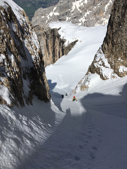 Croda Marcora, Sorapis, Dolomites - Croda Marcora (Sorapis), Dolomites: Francesco Vascellari, Marco Gasperin, Loris De Barba and Tiziano Canal ascending