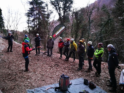 Ferrara di Monte Baldo, Val dei Coali, total dry tooling - Durante il meeting 2018 di total dry nella falesia Val dei Coali a Ferrara di Monte Baldo