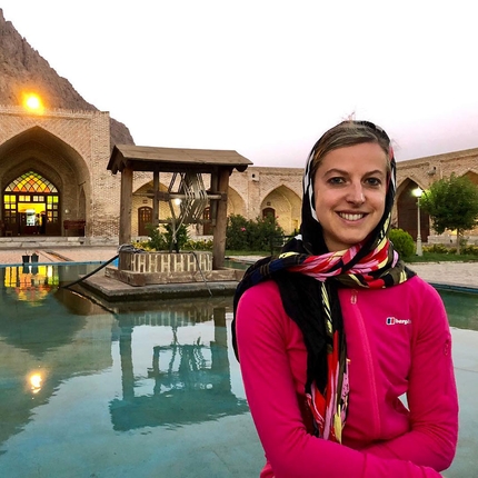 Iran arrampicata, Angelika Rainer, Marco Servalli - Angelika Rainer in Iran, ottobre 2018