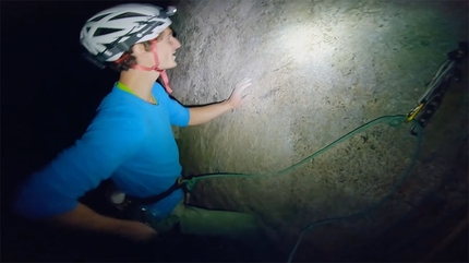 Adam Ondra, Salathé Wall, El Capitan, Yosemite - Adam Ondra climbing through the night while trying to onsight the Salathé Wall up El Capitan in Yosemite, USA, belayed by Nicolas Favresse, autumn 2018.