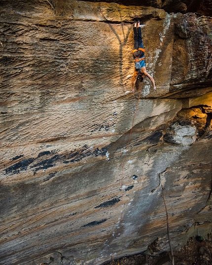 Mélissa Le Nevé shines on Golden Ticket 8c+ at Red River Gorge