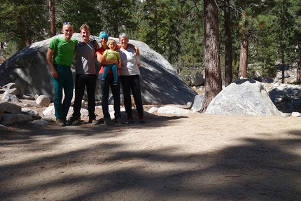 Arrampicata High Sierra, USA, Alessandro Baù, Claudia Mario - El Portal: Alessandro Baù, David, Claudia Mario, Viola e Patrizia