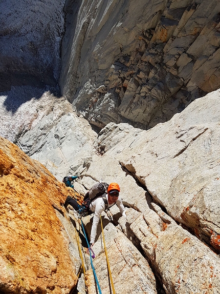 Arrampicata High Sierra, USA, Alessandro Baù, Claudia Mario - Sulla Harding route, Keeler Needle, Monte Whitney