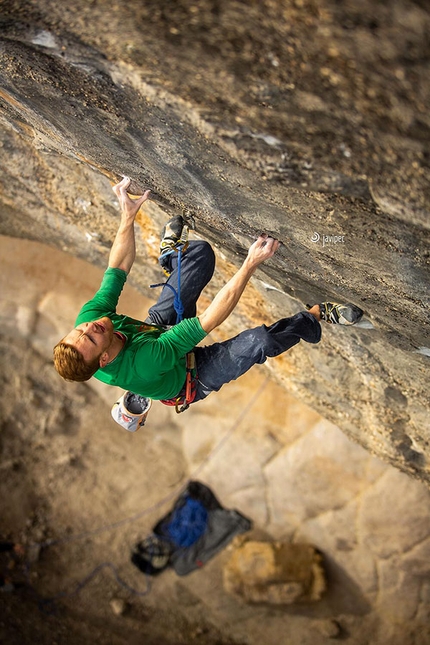 Jakob Schubert - Jakob Schubert su El bon combat, la super via di Chris Sharma a Cova de Ocell