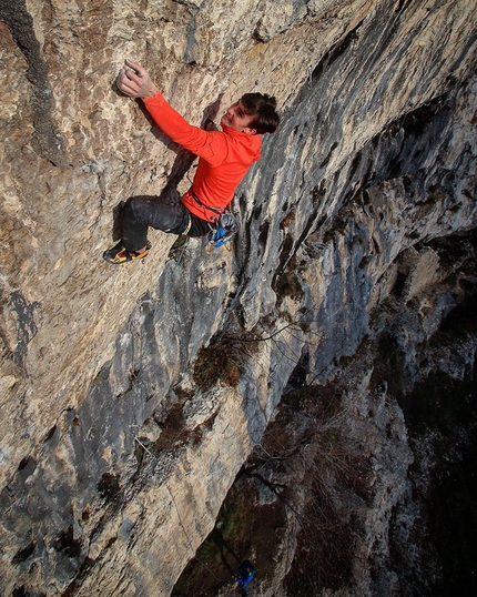 Stefano Ghisolfi 8c flash al Monte Colt, Stefano Carnati libera un 8c+ a Gajum