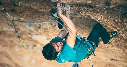 Stefano Ghisolfi su Perfecto Mundo, 9b+ a Margalef