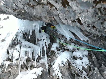 Cima Grostè, Dolomiti di Brenta, Mauro Mabboni, Jacopo Pellizzari - Siamo fuori dal Tunnel, Cima Grostè, Dolomiti di Brenta (Mauro Mabboni, Jacopo Pellizzari, 12/2018)