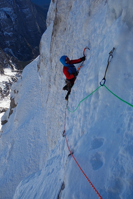 Cima Brenta, Dolomiti di Brenta, Matteo Beber, Matteo Faletti - Matteo Faletti sul nono tiro di CRAM sulla Cima Brenta (Dolomiti di Brenta)