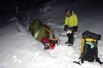 Dolomiti di Brenta, Cima Brenta, Simone Banal, Fabrizio Dellai, Marco Zanni - Tigersoft, Cima Brenta, Dolomiti di Brenta: durante la prima salita (Simone Banal, Fabrizio Dellai, Marco Zanni)