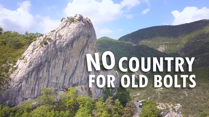 No country for old bolts - Nina Caprez & Cédric Lachat climbing at Rocher Crespin