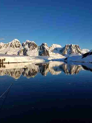 Magnifico Mount Scott e le sorprese della natura in Antartide