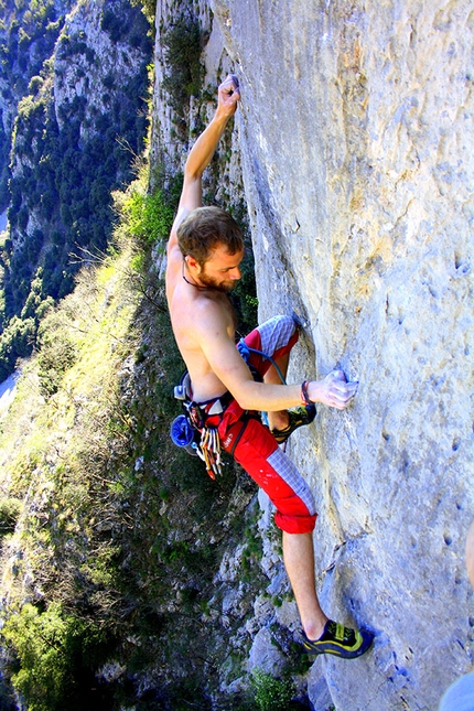 Lo Specchio, Val d’Adige - Tommaso Marchesini climbing I Verdoniani 7b at lo Specchio, Val d’Adige