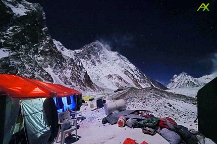 Alex Txikon verso il K2. Cronache invernali dal Karakorum di Domenico Perri