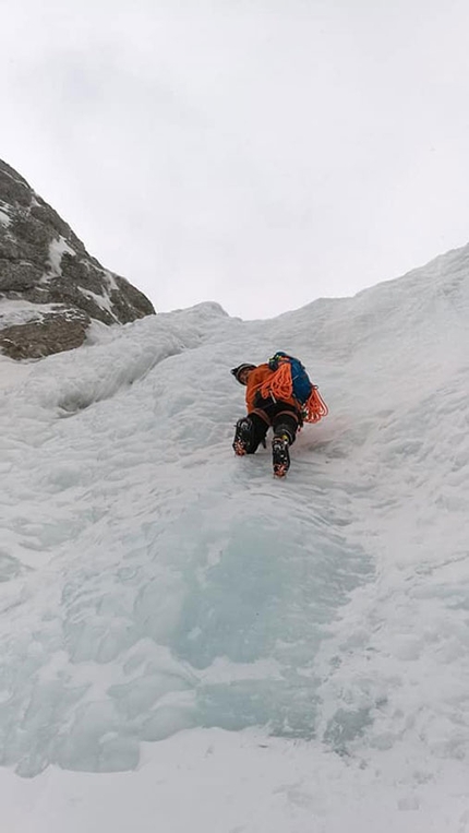 Gran Vernel, Dolomiti, Stefano Tononi, Federico Dell’Antone - Gran Vernel parete NE, Dolomiti: Stefano Tononi sulla via Platter Giambisi Battisti Farnia